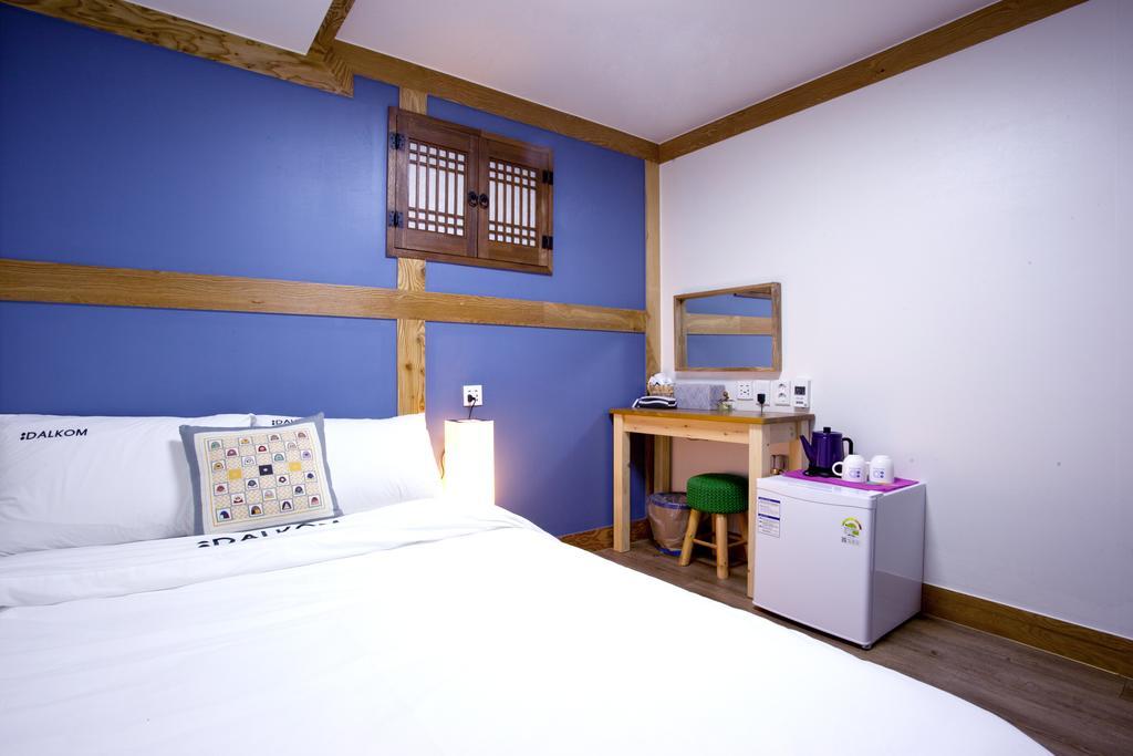 Mini Hotel Dalkom In Dongdaemun Seoul Zimmer foto