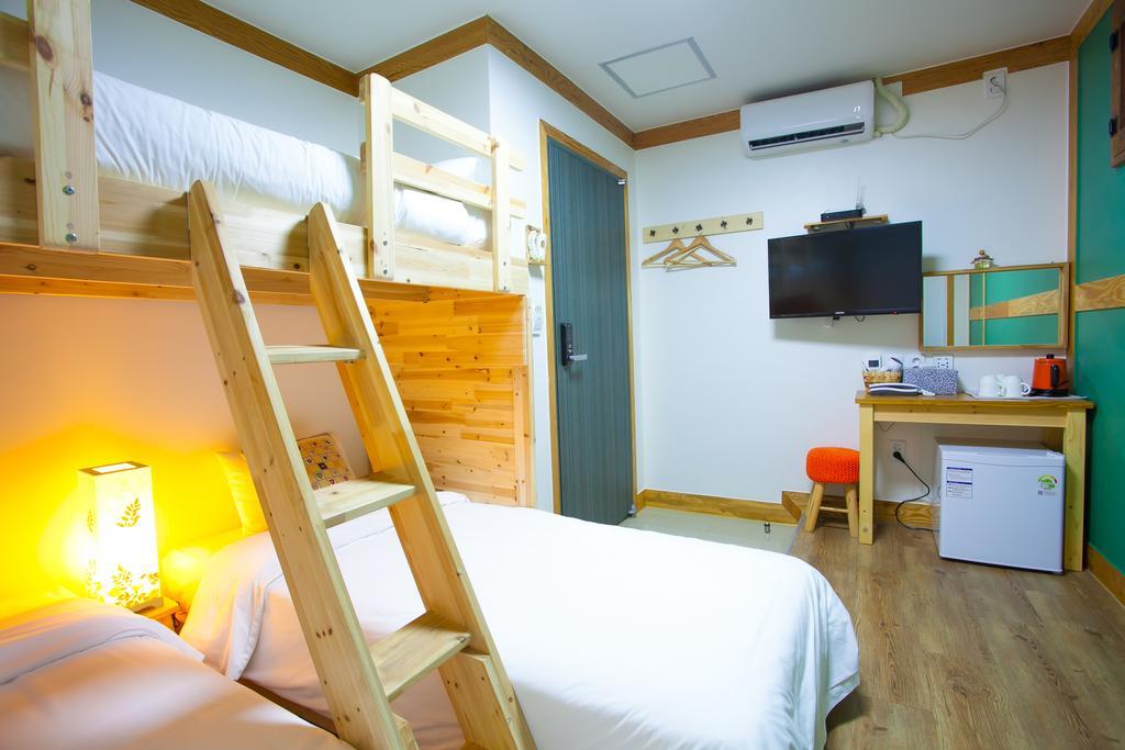 Mini Hotel Dalkom In Dongdaemun Seoul Zimmer foto