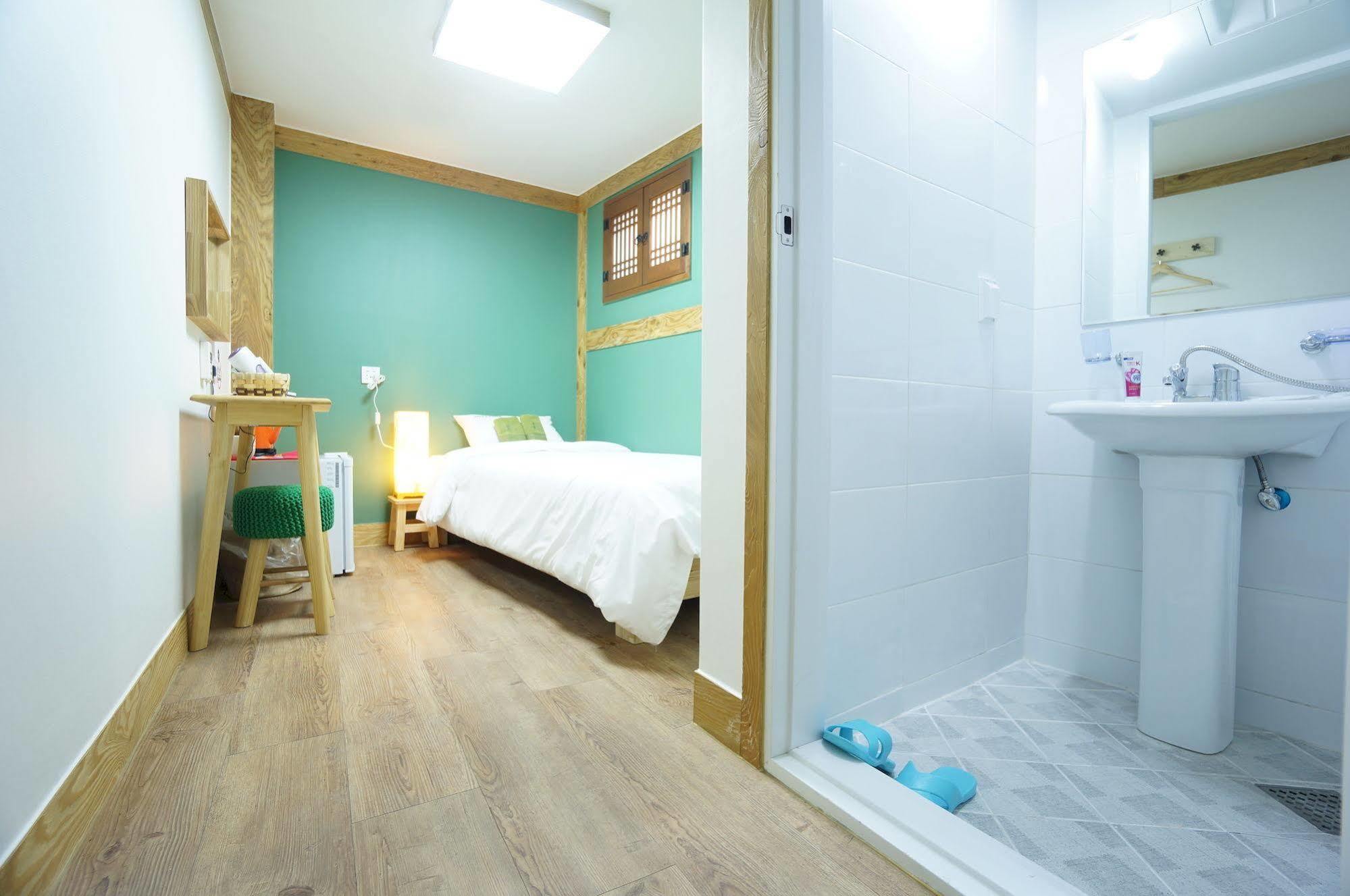 Mini Hotel Dalkom In Dongdaemun Seoul Exterior foto