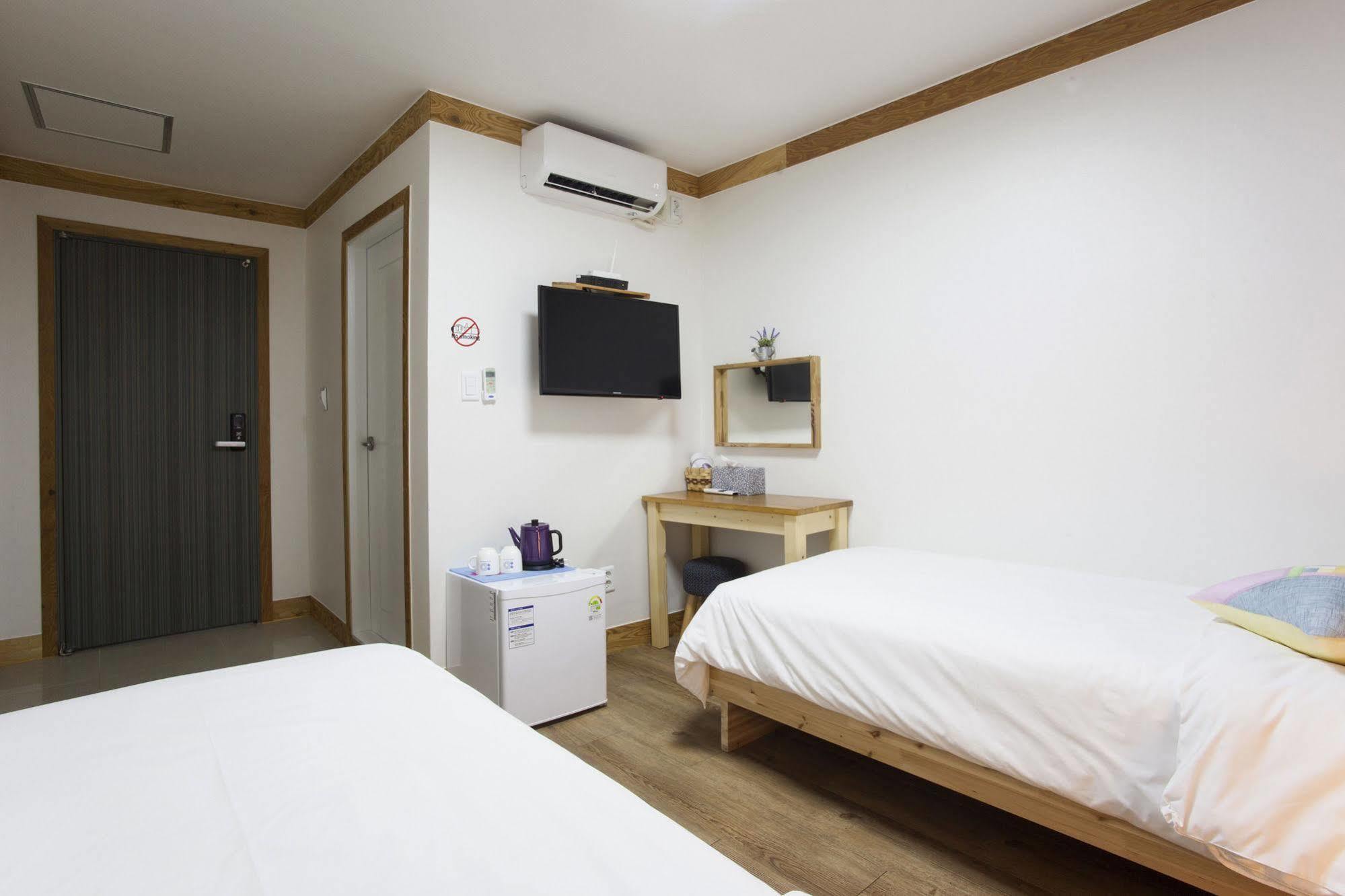 Mini Hotel Dalkom In Dongdaemun Seoul Exterior foto