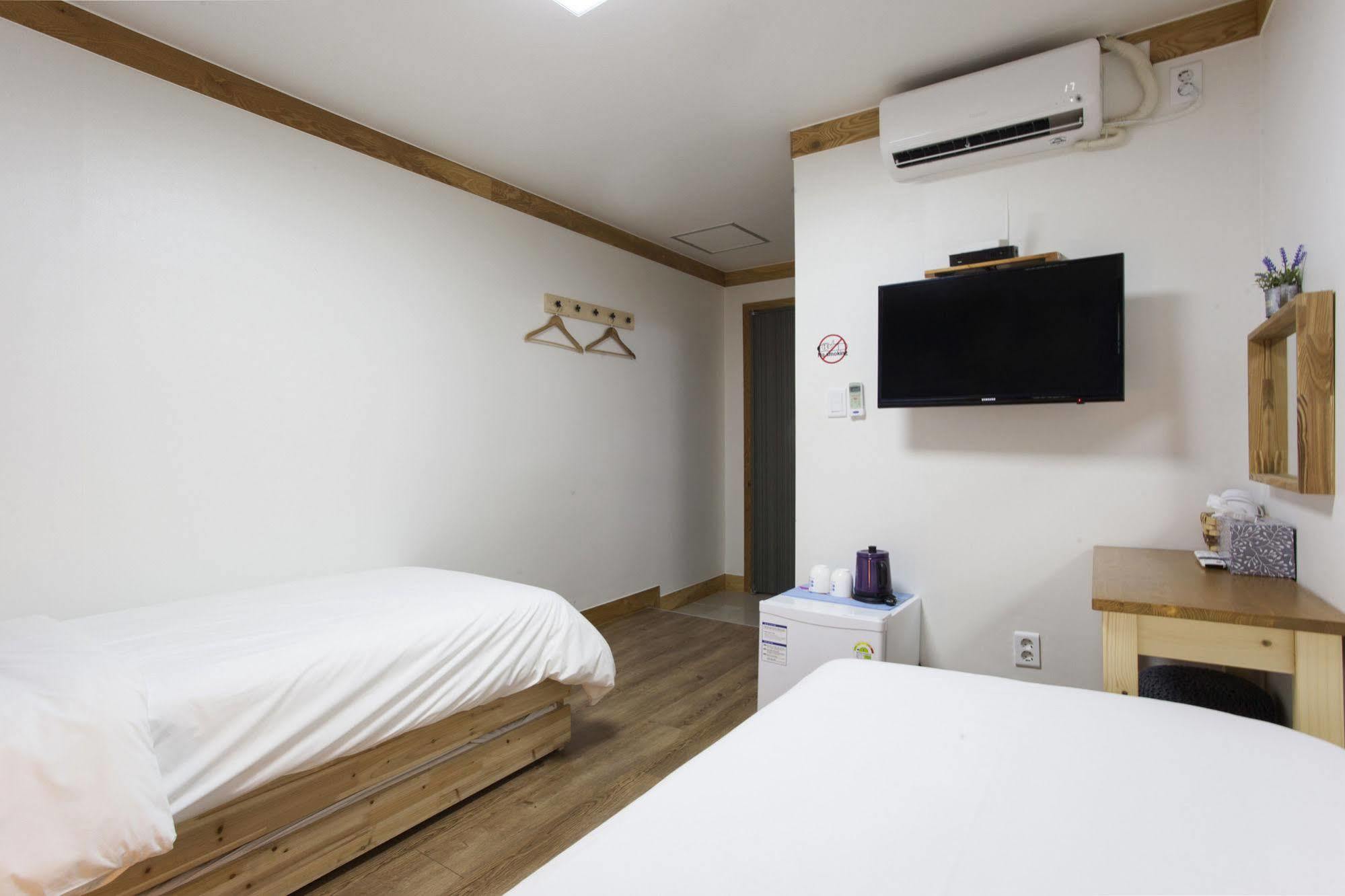 Mini Hotel Dalkom In Dongdaemun Seoul Exterior foto