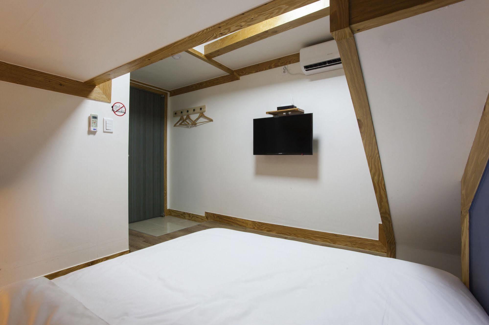 Mini Hotel Dalkom In Dongdaemun Seoul Exterior foto