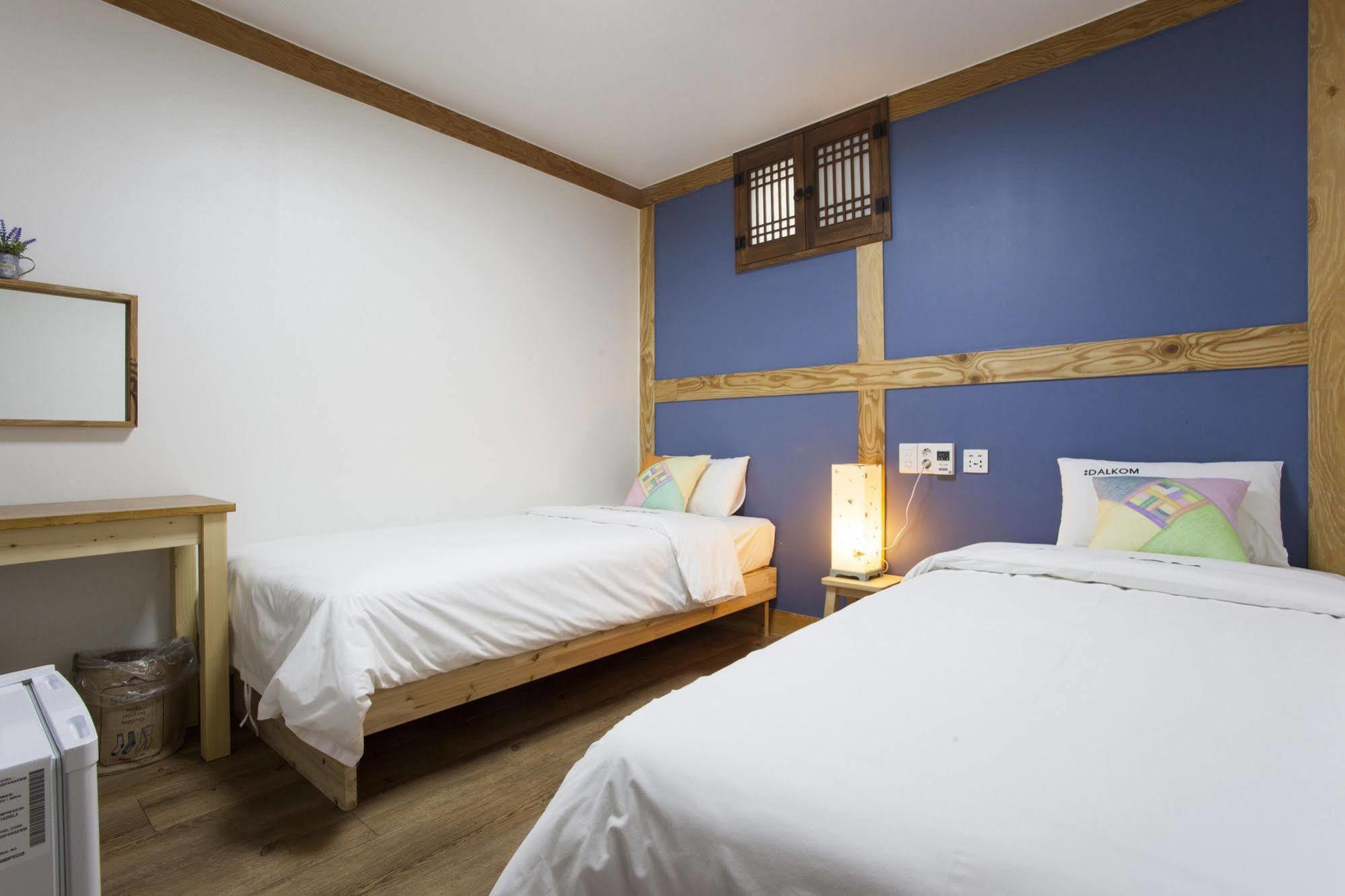 Mini Hotel Dalkom In Dongdaemun Seoul Exterior foto